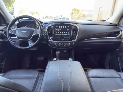 Used 2019 Chevrolet Traverse LT w/ LPO, Floor Liner Package FWD image 24