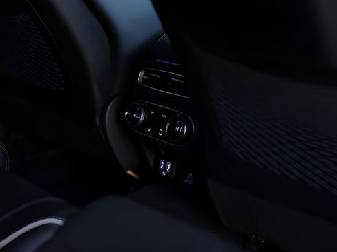 Used 2023 Genesis GV70 2.5T w/ Sport Prestige Package image 64