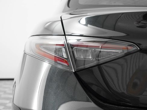 New 2025 Alfa Romeo Giulia w/ Driving Assist Package RWD image 13