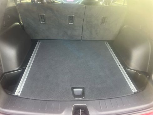 Used 2019 Chevrolet Blazer Premier w/ Driver Confidence II Package image 10