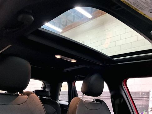 Used 2024 MINI Cooper S image 25