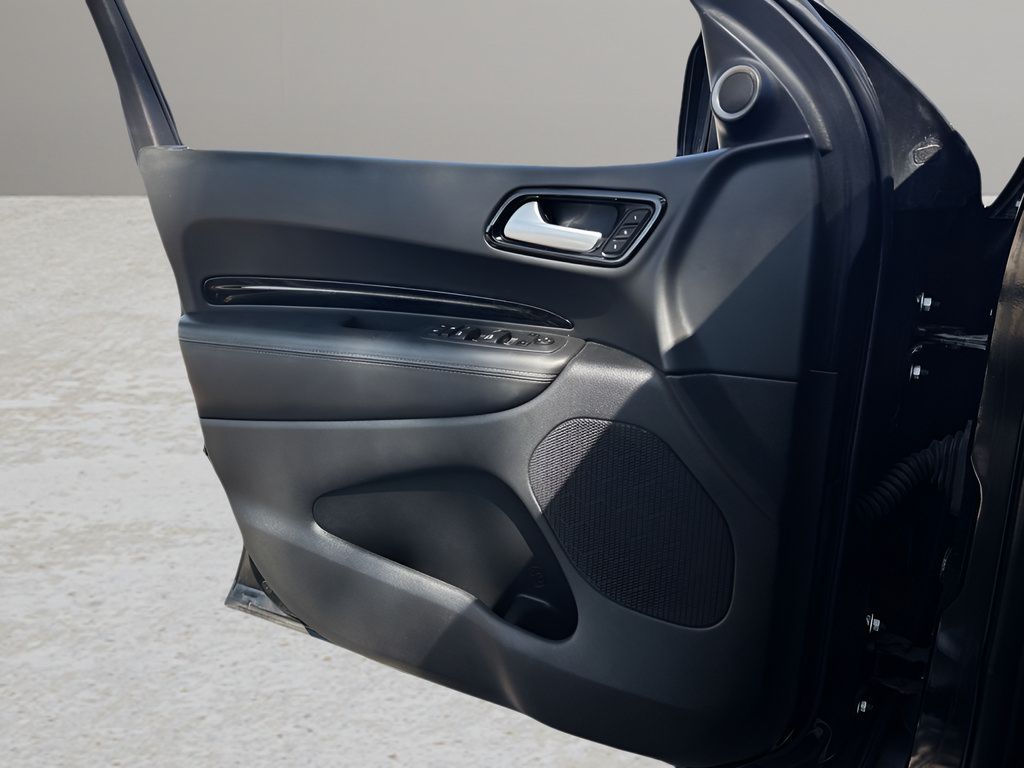Used 2022 Dodge Durango Citadel RWD image 17