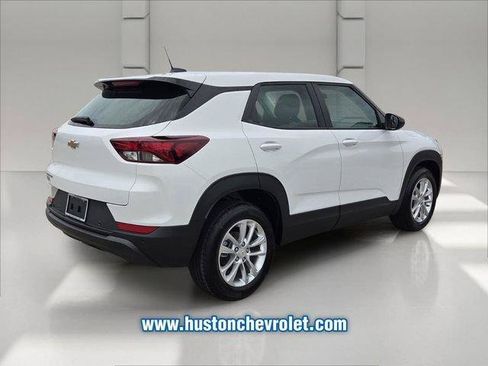 New 2026 Chevrolet TrailBlazer LS w/ LS Confidence Package FWD image 5