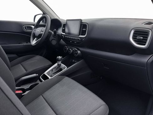 New 2026 Hyundai Venue SE FWD image 15