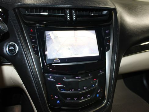 Used 2018 Cadillac CTS Luxury RWD image 16