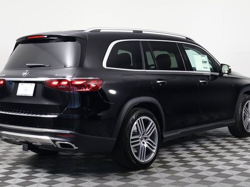 New 2026 Mercedes-Benz GLS 450 4MATIC image 2