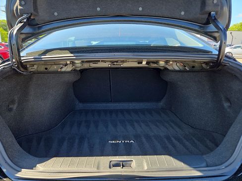 Used 2025 Nissan Sentra S FWD image 29