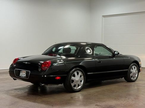 Used 2002 Ford Thunderbird image 23