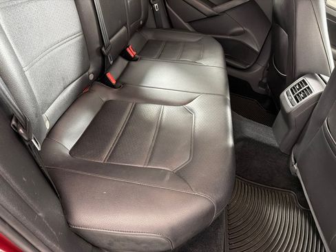 Used 2015 Volkswagen Passat TDI SE FWD image 21