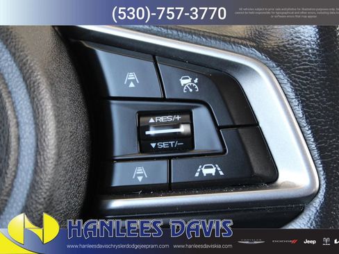 Used 2019 Subaru Crosstrek 2.0i Limited w/ Moonroof Package w/Navigation image 32