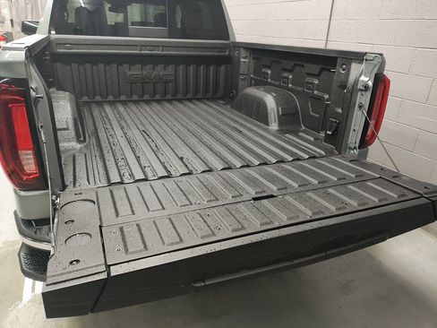 New 2026 GMC Sierra 1500 SLT w/ SLT Premium Plus Package image 20