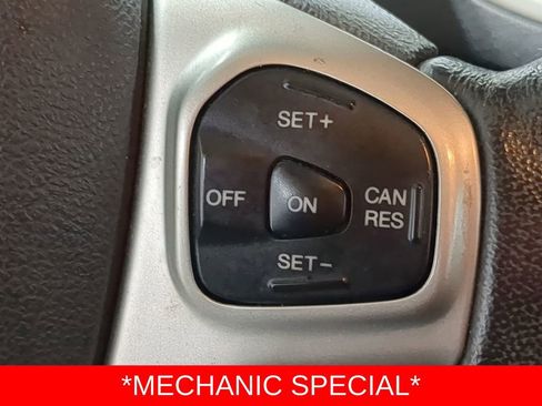 Used 2013 Ford Fiesta SE image 32