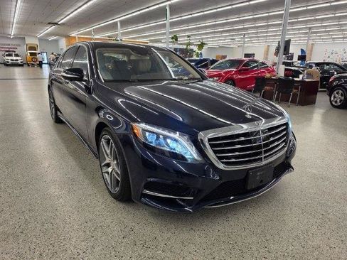 Used 2017 Mercedes-Benz S 550 4MATIC Sedan image 4