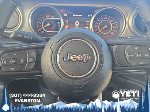 Used 2021 Jeep Wrangler Unlimited Sport image 23