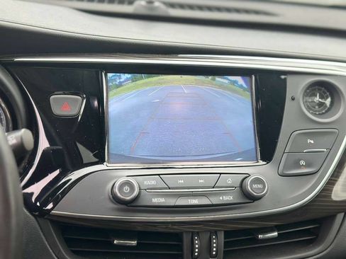 Used 2020 Buick Envision Essence AWD/4WD image 16