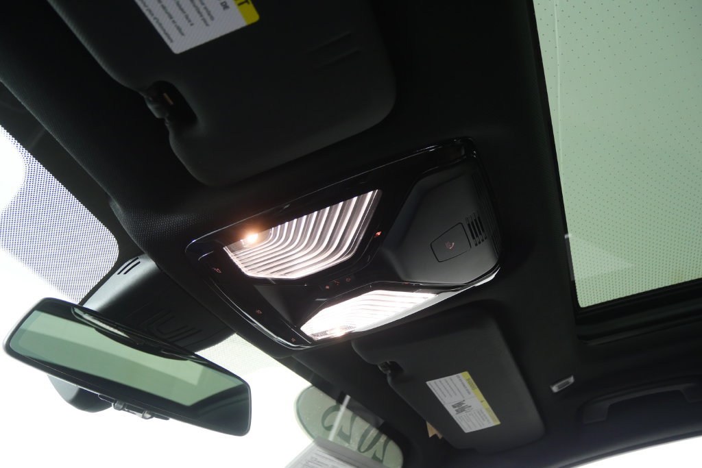 Used 2023 BMW X5 sDrive40i w/ Parking Assistance Package RWD image 21