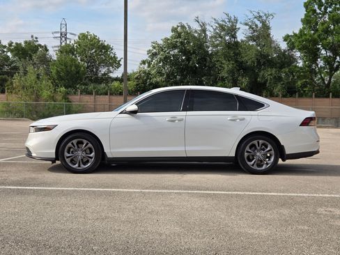 Used 2024 Honda Accord EX image 6
