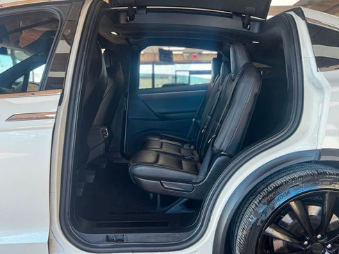 Used 2017 Tesla Model X 75D image 18