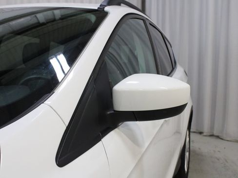 Used 2018 Ford Escape SE FWD image 34