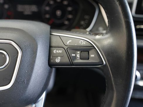 Used 2019 Audi Q5 2.0T Premium Plus AWD/4WD image 16