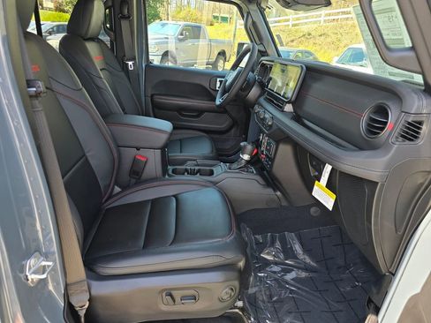 New 2026 Jeep Gladiator Rubicon image 25