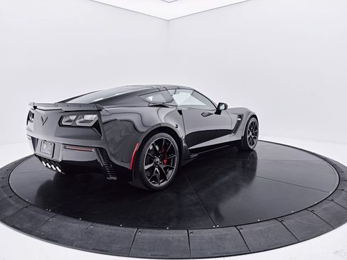 Used 2016 Chevrolet Corvette Z06 w/ 3LZ Preferred Equipment Group RWD image 14