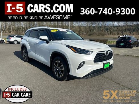 Used 2023 Toyota Highlander XLE image 1