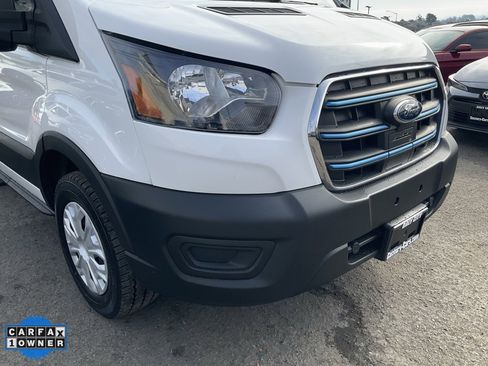 Used 2022 Ford E-Transit Medium Roof image 47