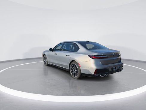 New 2025 BMW 760i xDrive image 6