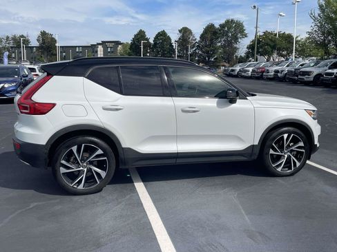 Used 2020 Volvo XC40 T5 R-Design w/ Protection Package Premier AWD/4WD image 8