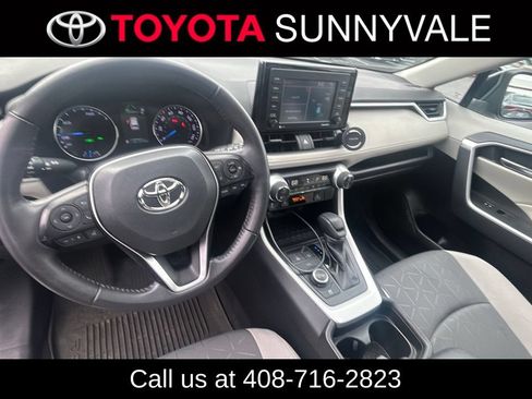 Used 2021 Toyota RAV4 XLE w/ Convenience Package AWD/4WD image 5