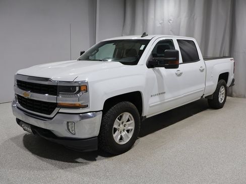 Used 2017 Chevrolet Silverado 1500 LT w/ LT Fleet Convenience Package AWD/4WD image 7
