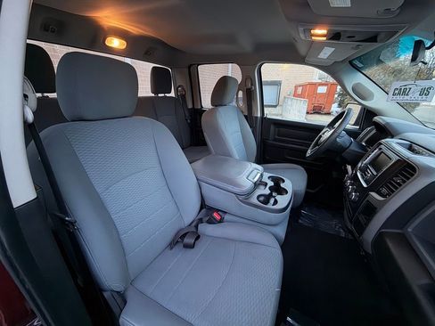 Used 2018 RAM 1500 Express image 30