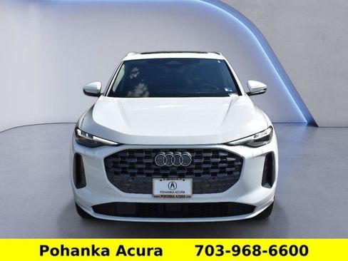 Used 2025 Audi Q5 Premium Plus AWD/4WD image 2