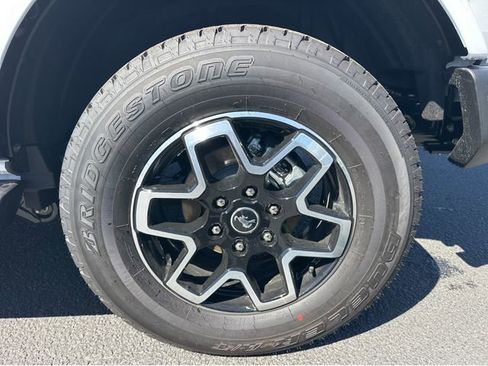 New 2025 Ford Bronco Outer Banks image 41