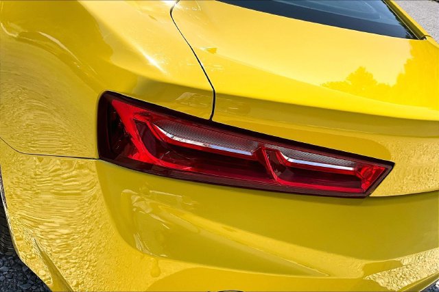 Used 2018 Chevrolet Camaro LT RWD image 24