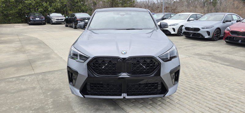 New 2026 BMW X2 xDrive28i w/ Technology Package AWD/4WD image 2