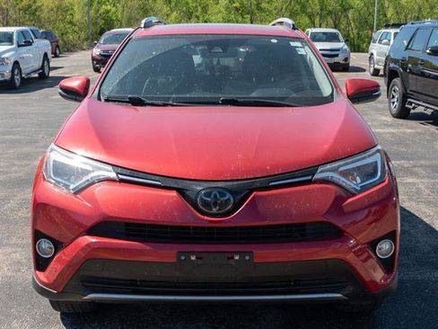 Used 2016 Toyota RAV4 Limited AWD/4WD image 3