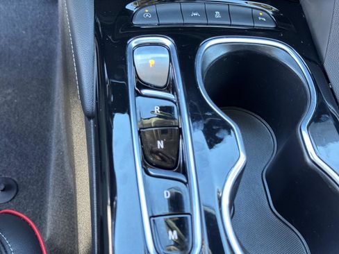 Used 2023 Buick Envision Essence w/ Sport Touring Package image 18