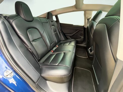 Used 2023 Tesla Model 3 Standard Range RWD image 41