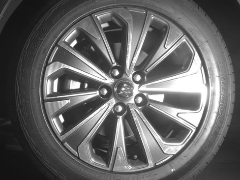 Used 2024 Buick Envision Preferred image 12