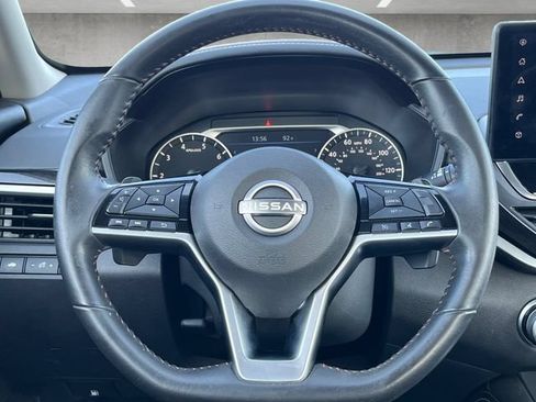 Certified 2024 Nissan Altima 2.5 SR w/ SR Premium Package FWD image 21