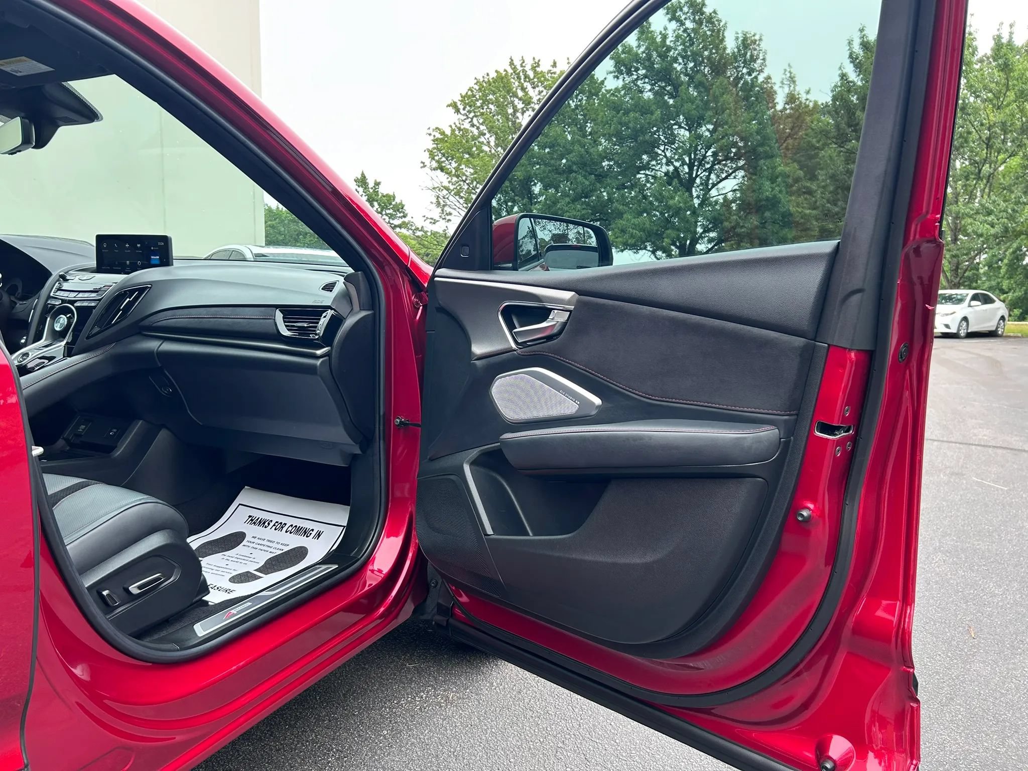 Used 2023 Acura RDX w/ Advance Package FWD image 65