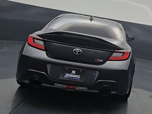 Used 2024 Toyota GR86 Premium RWD image 5