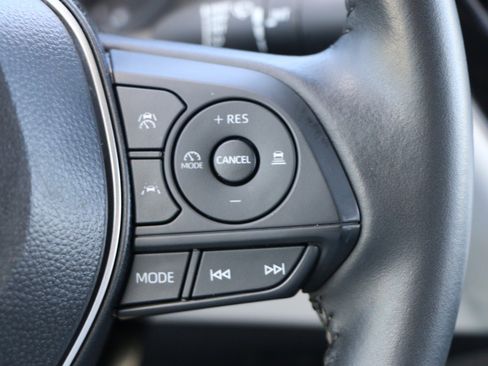 Used 2024 Toyota Corolla SE FWD image 18