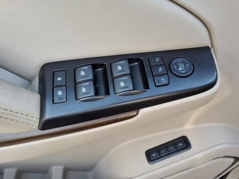 Used 2020 GMC Yukon Denali w/ Denali Ultimate Package AWD/4WD image 24