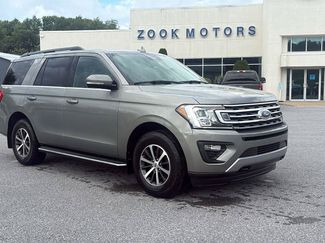 Used 2019 Ford Expedition XLT w/ Equipment Group 202A AWD/4WD video 1