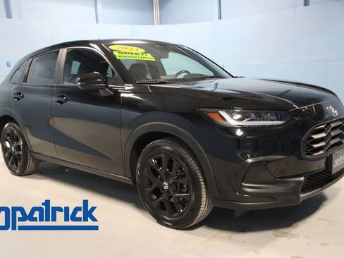 Used 2023 Honda HR-V Sport image 1