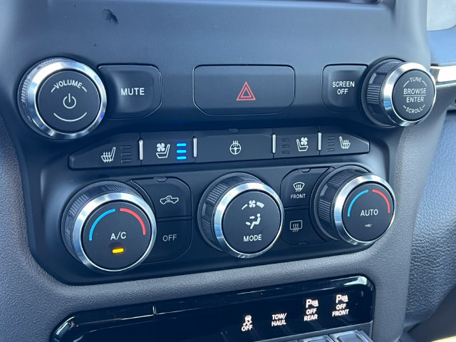 Used 2021 RAM 1500 Laramie w/ Sport Appearance Package AWD/4WD image 28