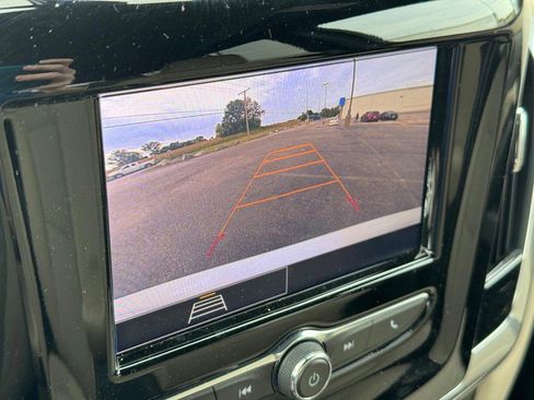 Certified 2023 Chevrolet Traverse LS w/ Midnight/Sport Edition image 21